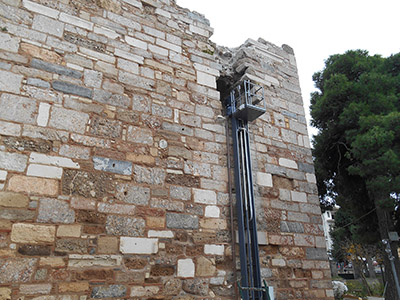 Εγκατάσταση εξωτερικού αναβατόριου ασανσερ