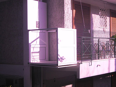 Εγκατάσταση εξωτερικού αναβατόριου ασανσερ