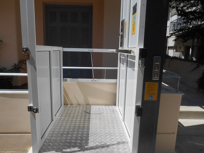 Εγκατάσταση εξωτερικού αναβατόριου ασανσερ