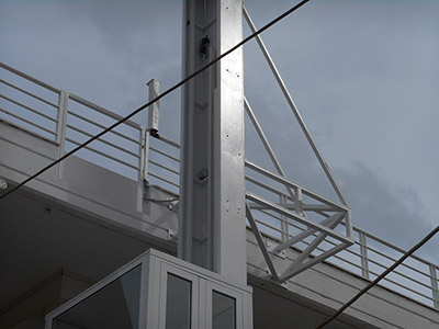 Εγκατάσταση εξωτερικού αναβατόριου ασανσερ