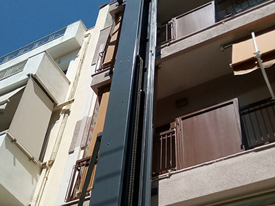 Εγκατάσταση εξωτερικού αναβατόριου ασανσερ