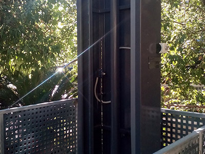 Εγκατάσταση εξωτερικού αναβατόριου ασανσερ