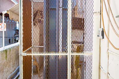 Εγκατάσταση εξωτερικού αναβατόριου ασανσερ