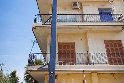 Εγκατάσταση εξωτερικού αναβατόριου ασανσερ