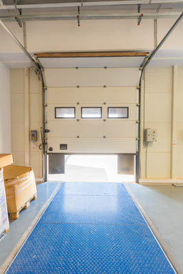 Εγκατάσταση βιομηχανικής φυσούνας