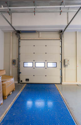 Εγκατάσταση βιομηχανικής φυσούνας