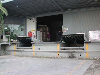 Εγκατάσταση βιομηχανικής ράμπας