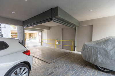 Σύστημα στάθμευσης για αυτοκίνητα