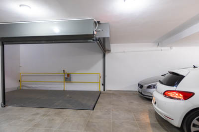 Σύστημα στάθμευσης για αυτοκίνητα