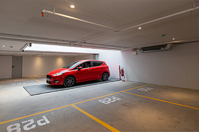 Σύστημα στάθμευσης για αυτοκίνητα