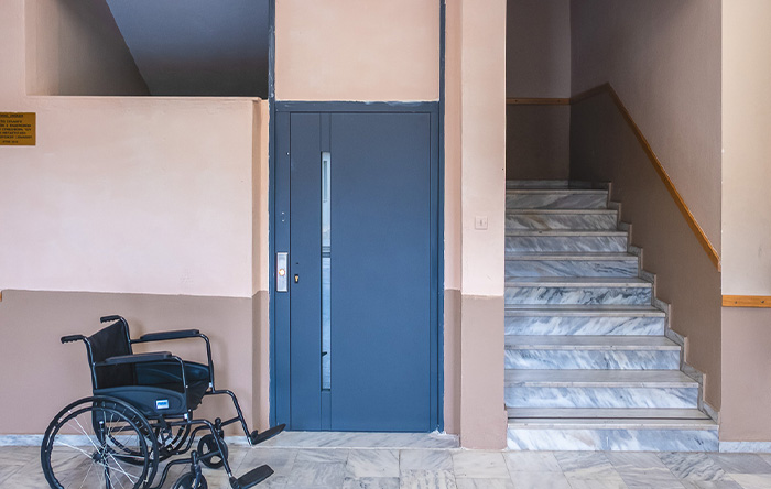 Donation of a wheelchair for the disabled σε Μουσικό Σχολείο Άμφισσας